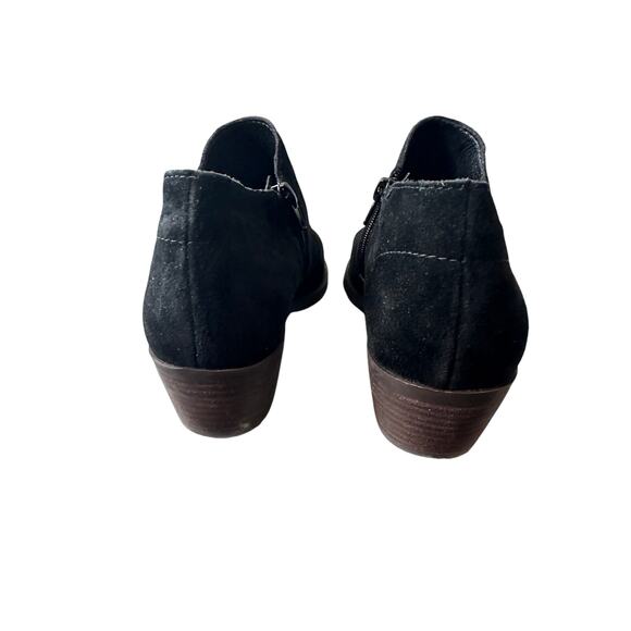 Lucky Brand Size 8.5 Black Fanky Suede Ankle Heel Bootie Boot Fall Closet Staple - Picture 6 of 11
